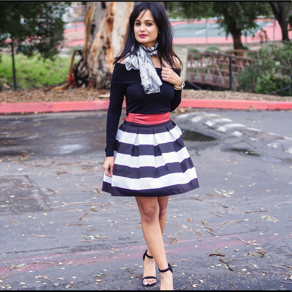 Black white stripe skirt